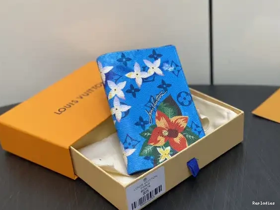 Repzbay COVER-10*14*2.5CM Louis Vuitton PASSPORT 0520